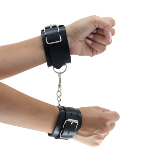 Kit Bondage Punisher de 8 Piezas Crushious